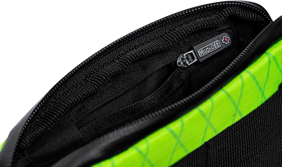 Muc-Off Essentials Case