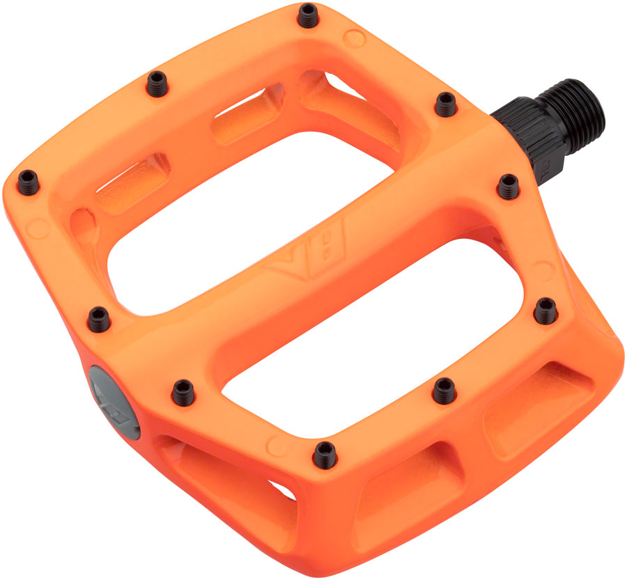 DMR V8 Pedals