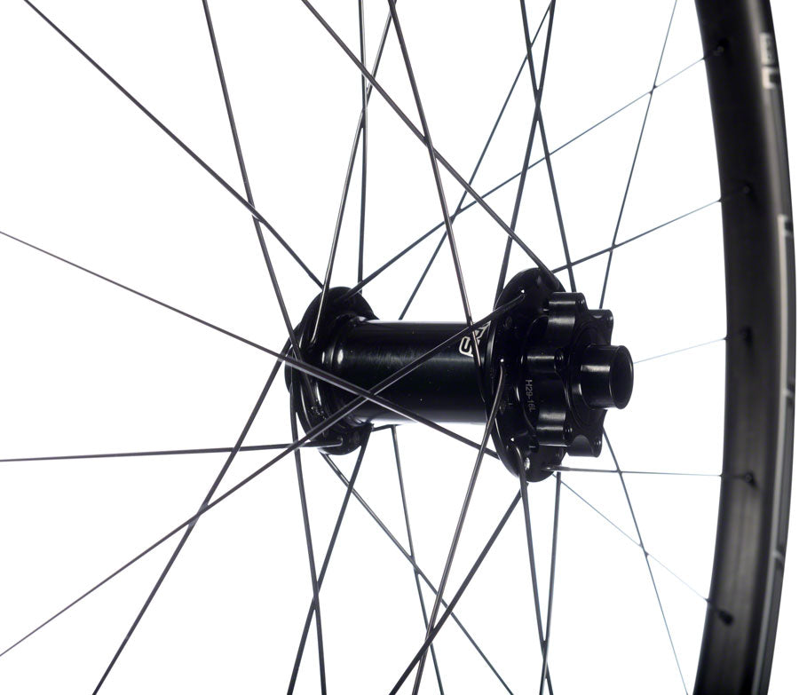 Stan's No Tubes Arch CB7 Front Wheel