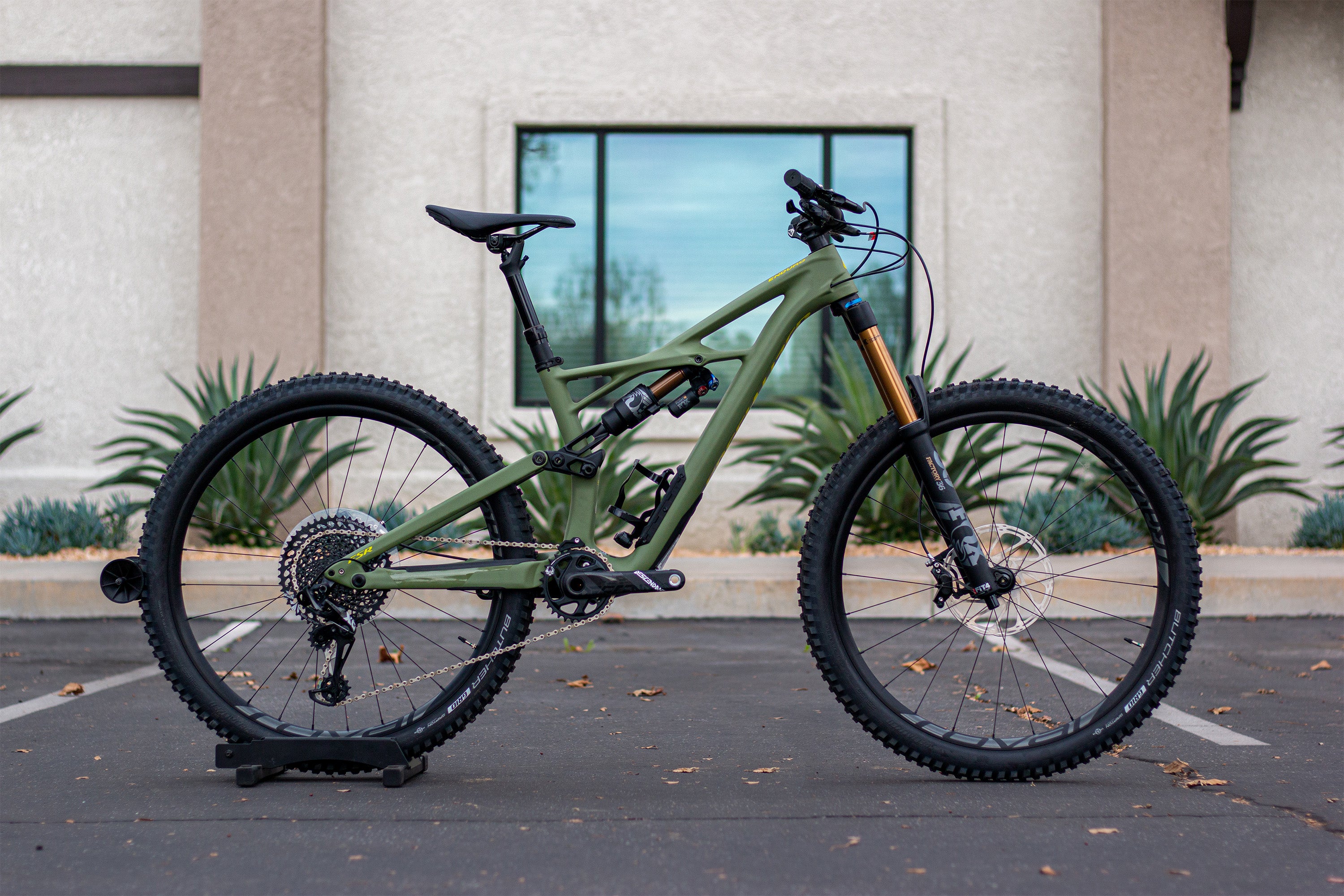 Specialized 2025 enduro green