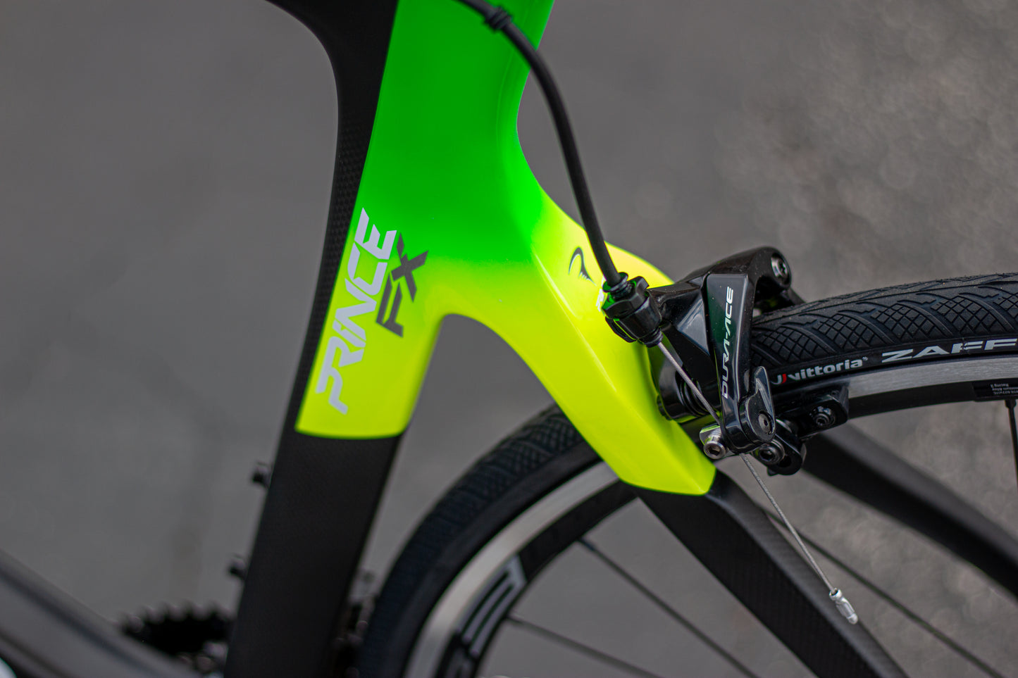 2019 Pinarello Prince FX DA Gradient Fluorite 51