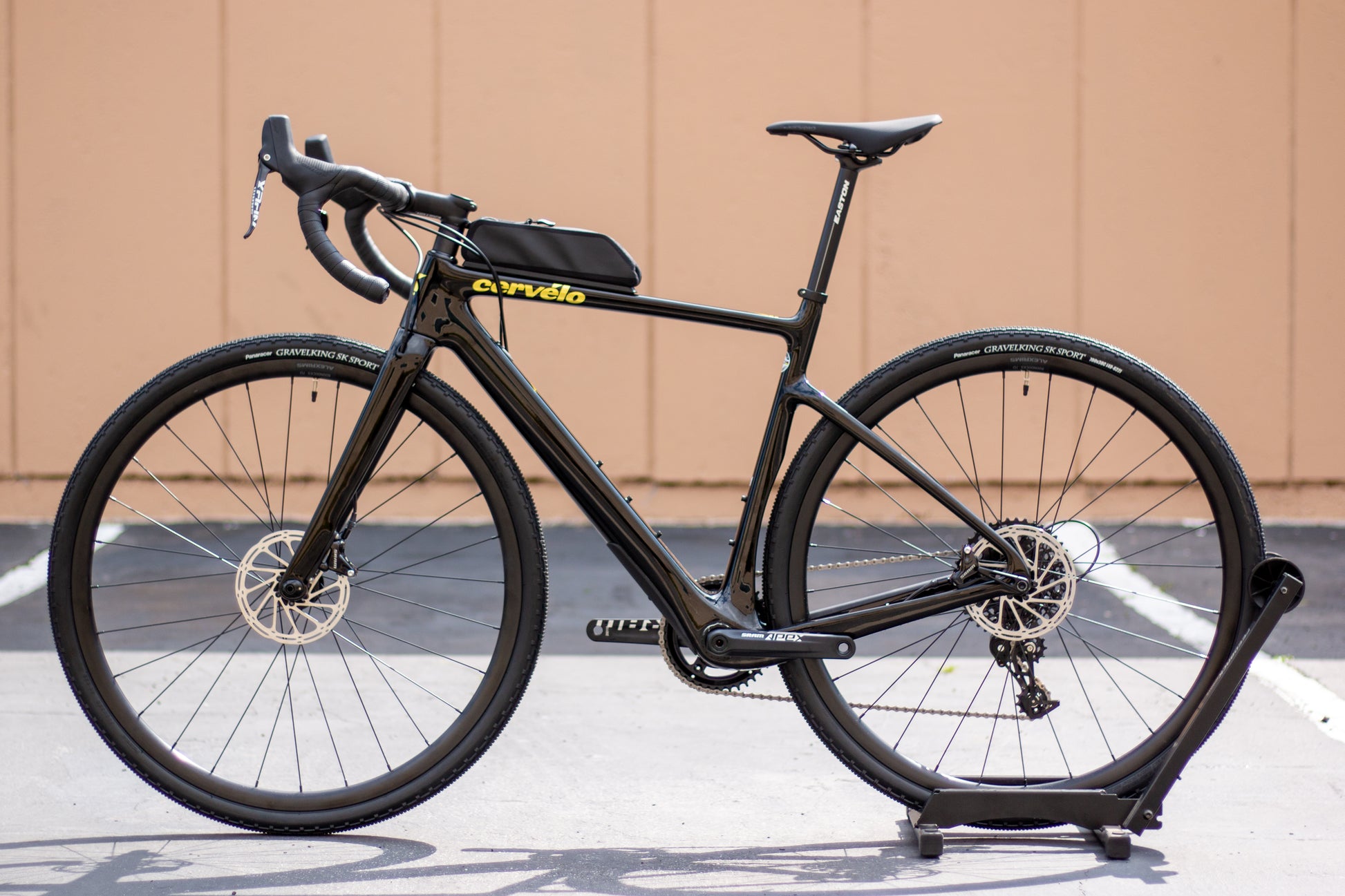 2021 Cervélo Aspero Apex – Rock N' Road - Main Image