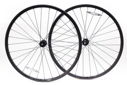 Maddux RD 30 Alloy Wheelset 700c Disc Brakes, Center Lock