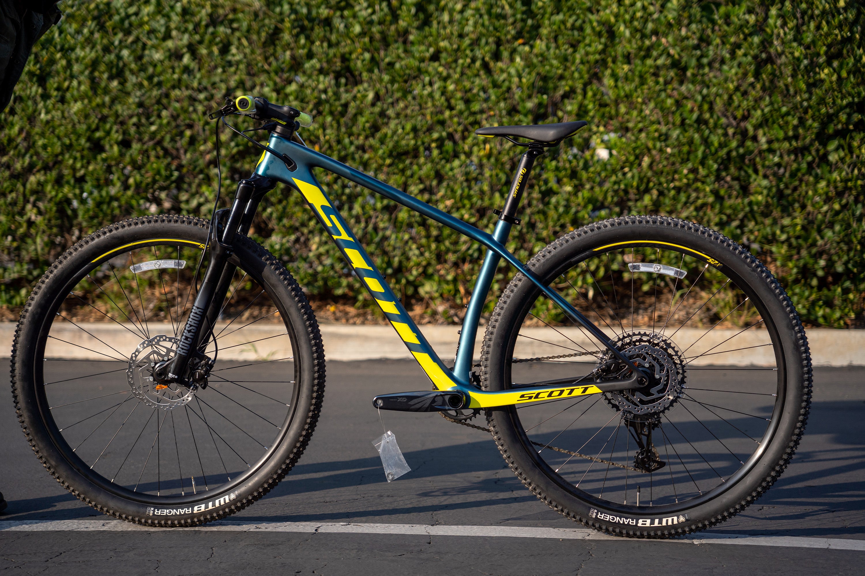 Scott scale deals 940 carbon 2020