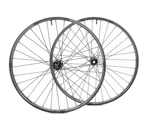 Industry Nine Grade 315 Carbon Wheelset 15x110 12x148 XD Blk Hub/Spokes