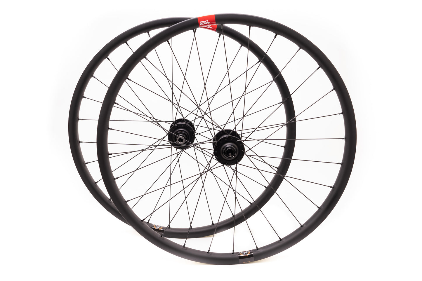 Santa Cruz Reserve 27,  Chris King HG ISO Boost 27.5" Wheelset Matte Blk